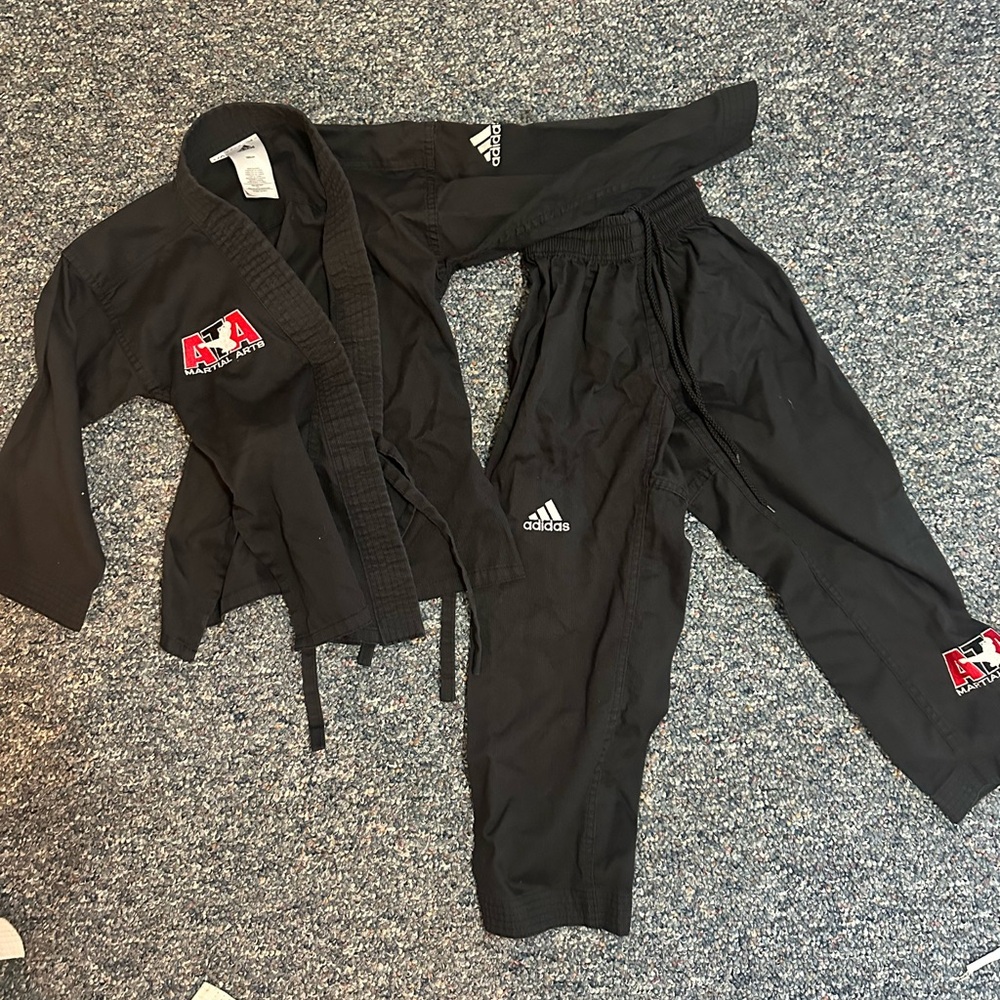 ATA martial arts size 100cc / 4T